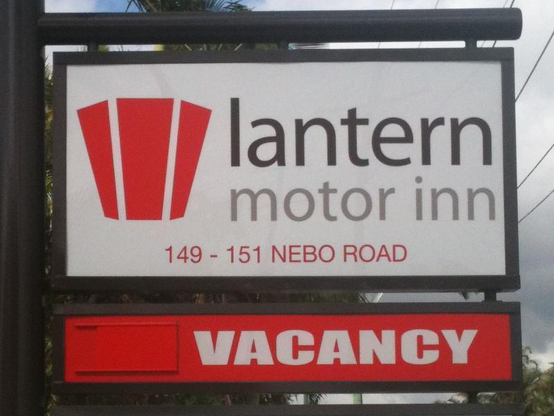 Lantern Motor Inn Маккай Экстерьер фото